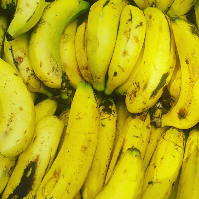 No dejes de venir a nuestro nuevo local en calle Maria de Molina 18 @maurahotdogsncrepes a probar nuestra crepe de Nutella con Banana!!! Come have our nutella & banana crepe to our new place @maurahotdogsncrepes#ñam #crepe #nutella #banana #maurahotdogs #deli #fresh #madewithlove #loveit #nutellalovers #crepes #fruit #fruta #madrid #igers #instafood #slowfood #food #superfood #fruta